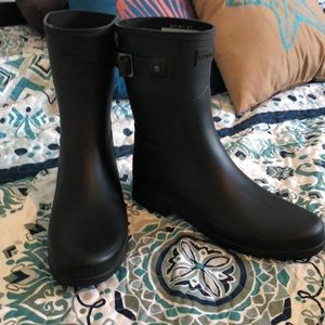 Beautiful Refined Hunter boots!